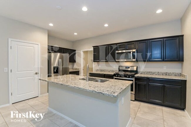 Foto del edificio - 7510 S Via Rancho La Costa