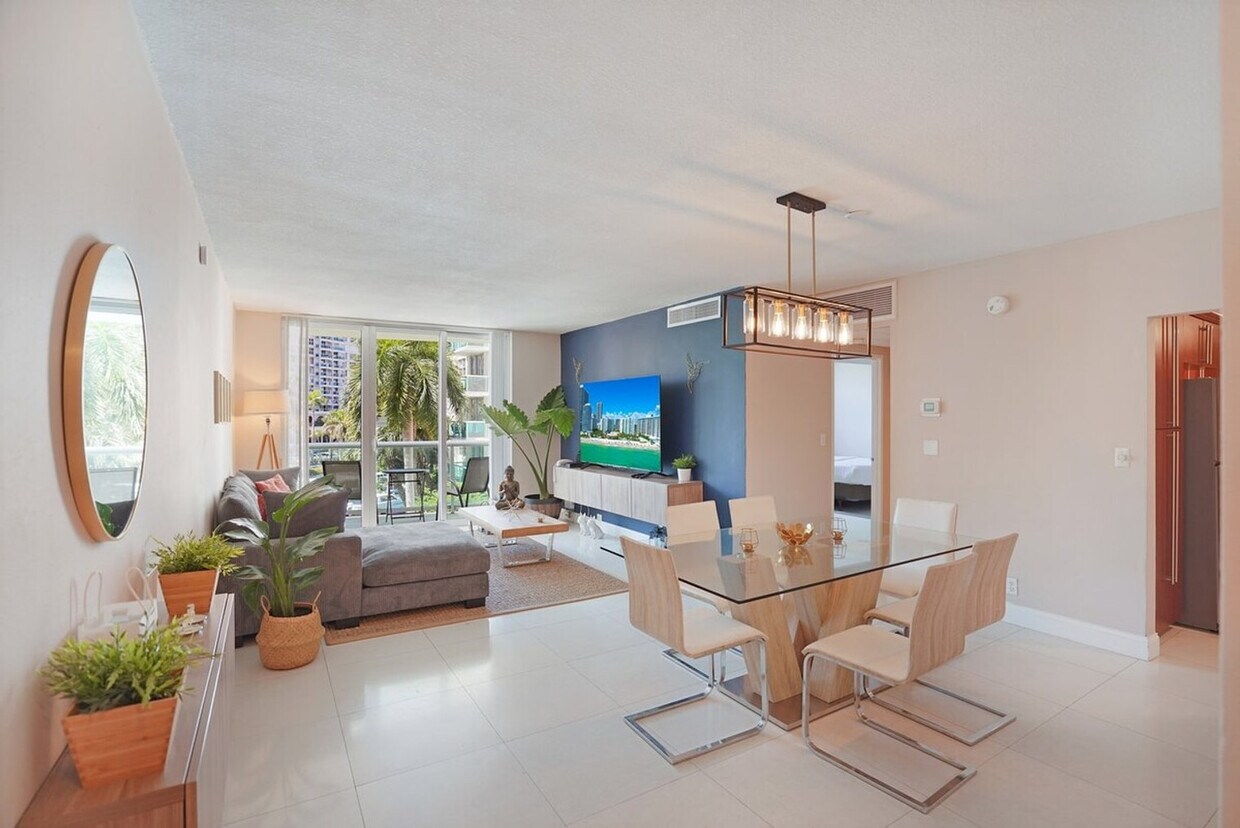 Primary Photo - 3901 S Ocean Dr