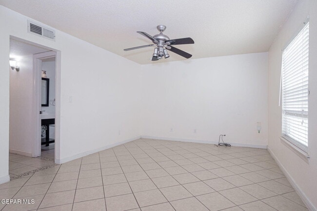 Foto del edificio - 3425 Hickman St