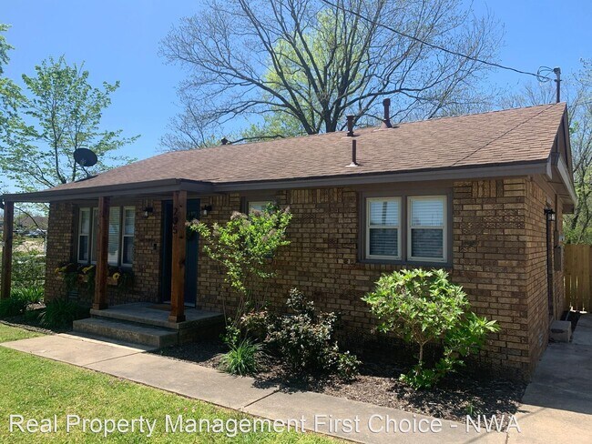 Foto del edificio - 2 br, 1 bath House - 205 S West Avenue