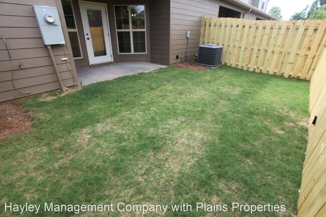 Foto del edificio - 3 br, 2 bath House - 2028 Stephanie Court