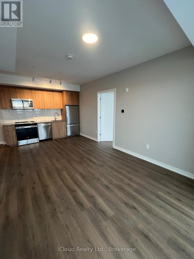 Building Photo - 720 Whitlock Ave