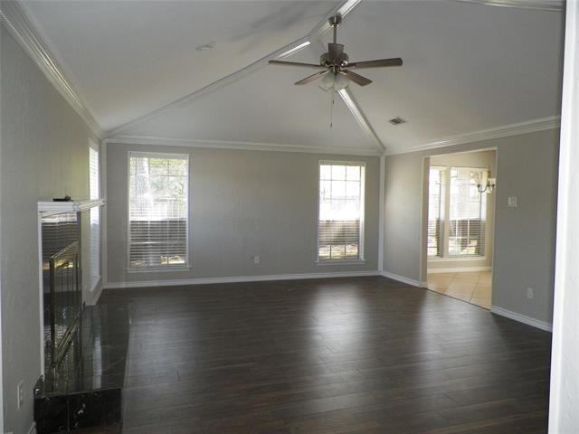 Building Photo - 315 Mockingbird Dr