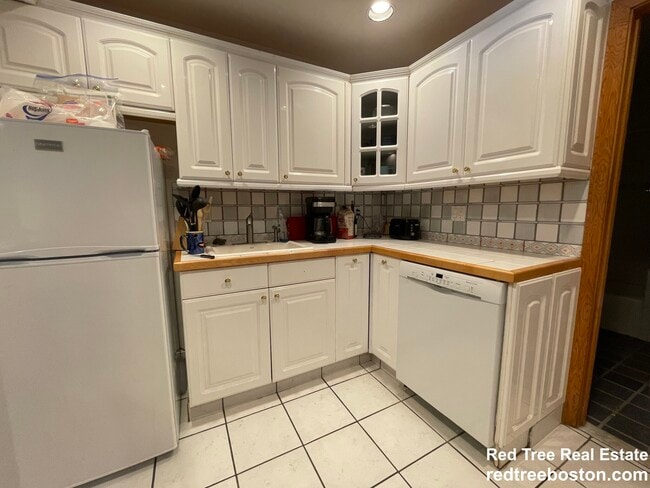 Photo - 50 Radnor Rd Apartment