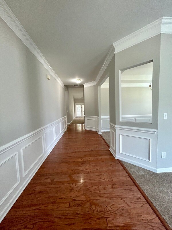 Building Photo - 7325 Sugar Maple Ln