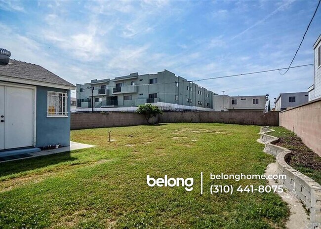 Building Photo - 1640 W 218th St