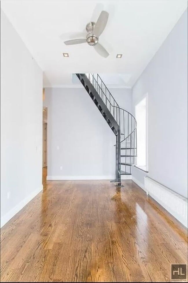 Building Photo - East 13th Street