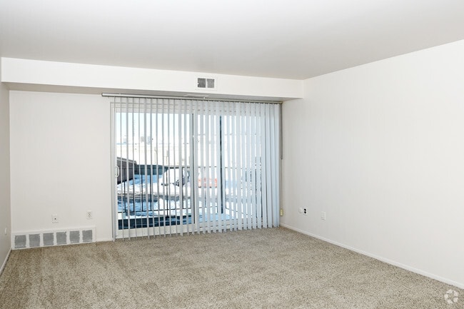 Interior Photo - Garfield Plaza Apartments