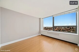 Building Photo - 1455 N Sandburg Terrace