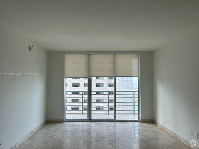 Building Photo - 335 S Biscayne Blvd