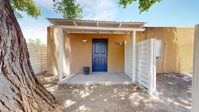 Building Photo - 1207 Barelas St SW