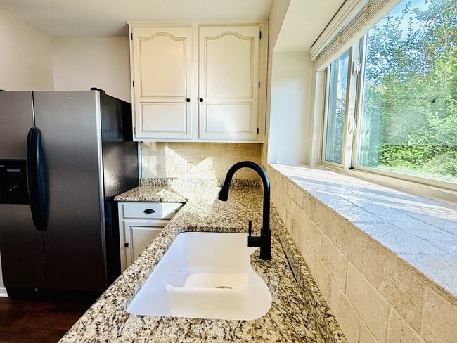 Building Photo - 9002 Scottish Pastures Dr