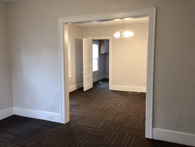 Foto del edificio - 1054 Ionia Ave SW