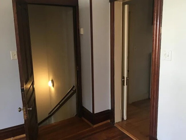 Photo - 2643 N Marshfield Ave (Chicago, IL) Apartment