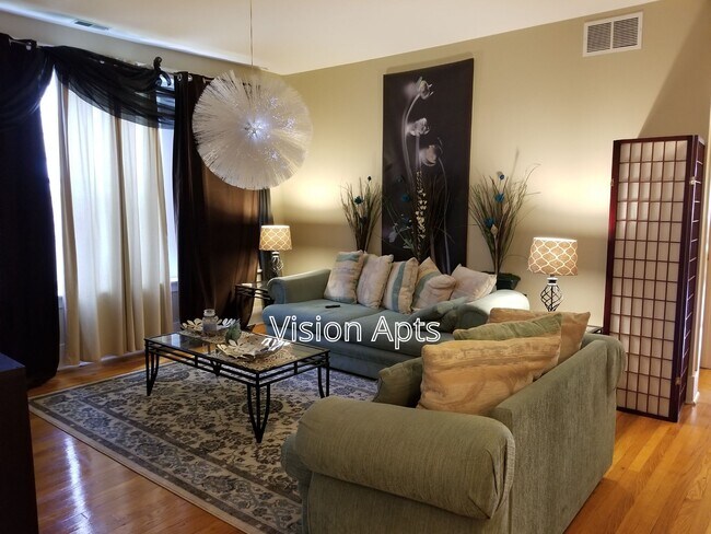 Foto del edificio - 5828 N Kenmore Ave
