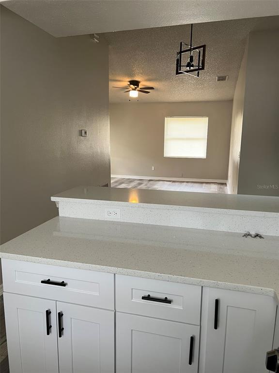 Building Photo - 319 Eaton St