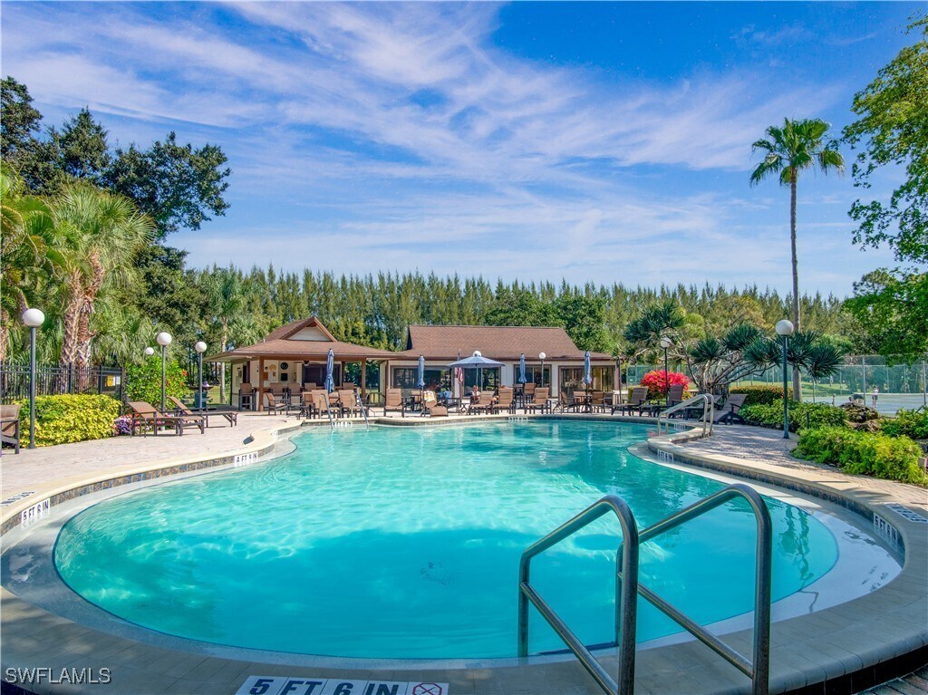 Building Photo - 499 Forest Lakes Blvd