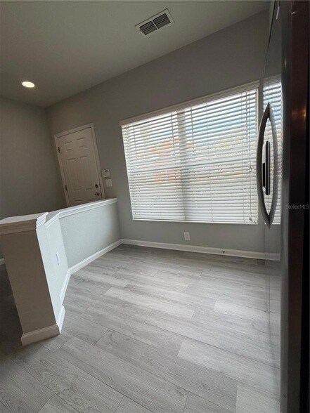 Foto del edificio - 4895 SW 45th St