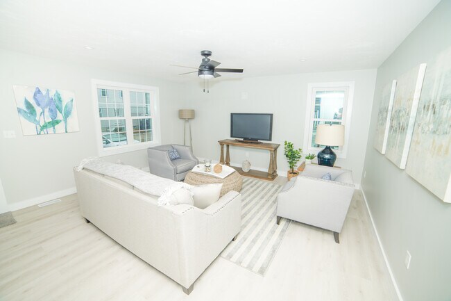 Foto del edificio - 691 Wareham St