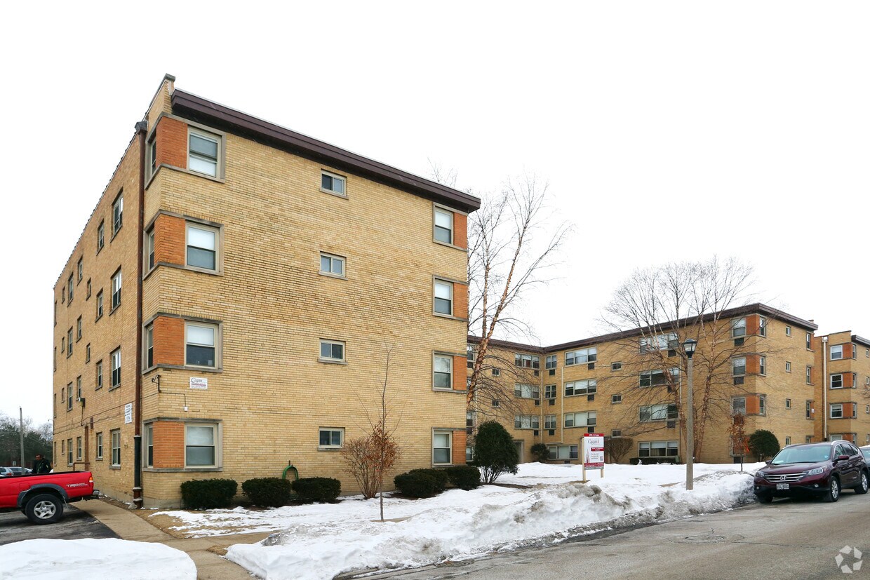 Primary Photo - Crain Apartments