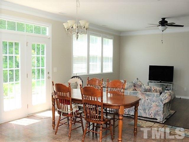 Foto del edificio - 511 Emerald Downs Rd