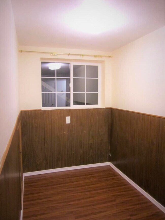 Small dining area. - 19505 38th Ave NE