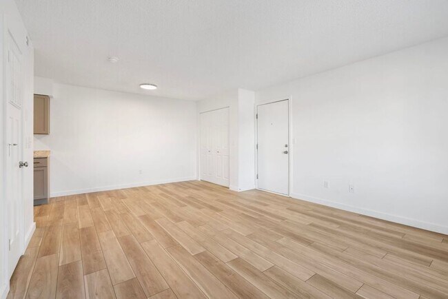 Foto del edificio - 3160 W Greenwood St