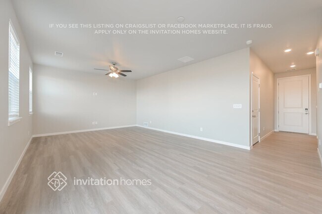 Foto del edificio - 22835 E 47th Ave