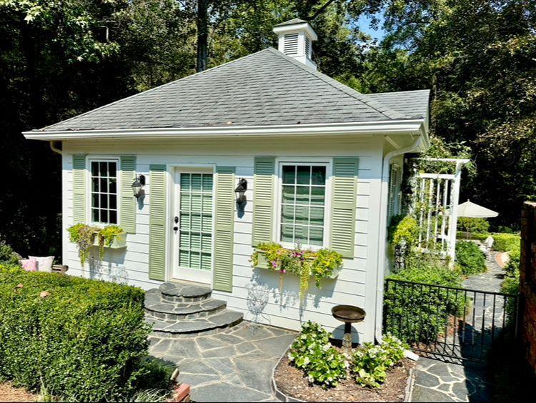 Foto del edificio - 3418 Habersham Rd NW