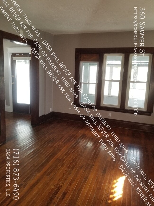 Building Photo - 360 Sawyer St
