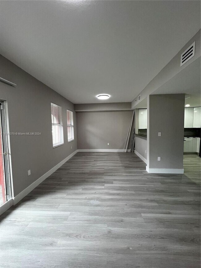 Building Photo - 11201 NW 83rd St