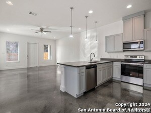 Foto del edificio - 307 San Salvador Ave