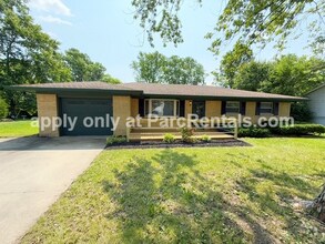 Building Photo - 2457 Galaxy Ln