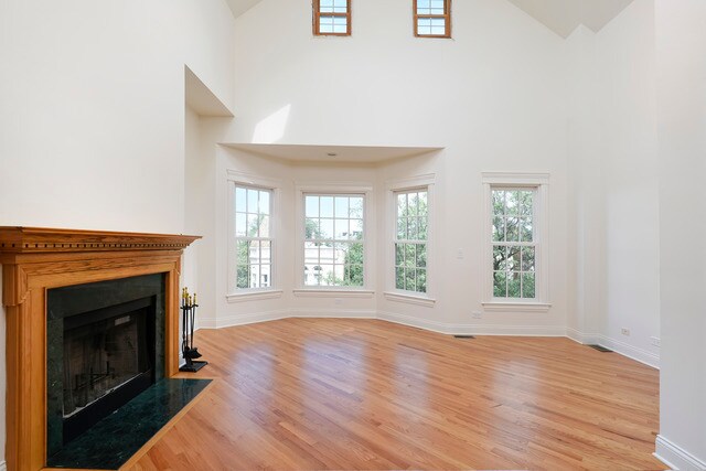 Foto del edificio - 1657 W Wrightwood Ave