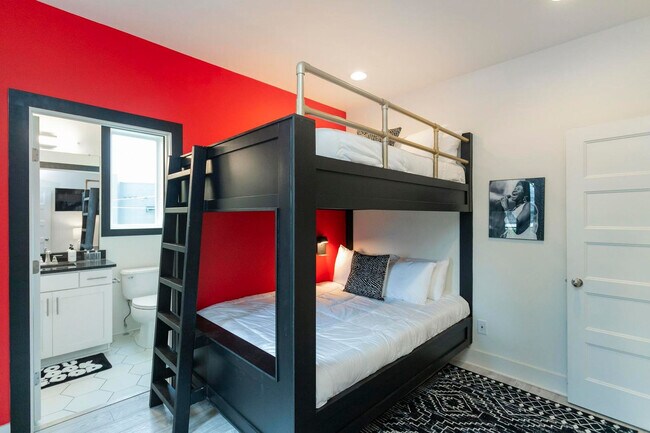 Building Photo - 1111 Baptist World Center Dr