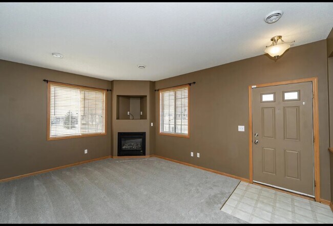 Foto del edificio - 6246 29th Ave NW