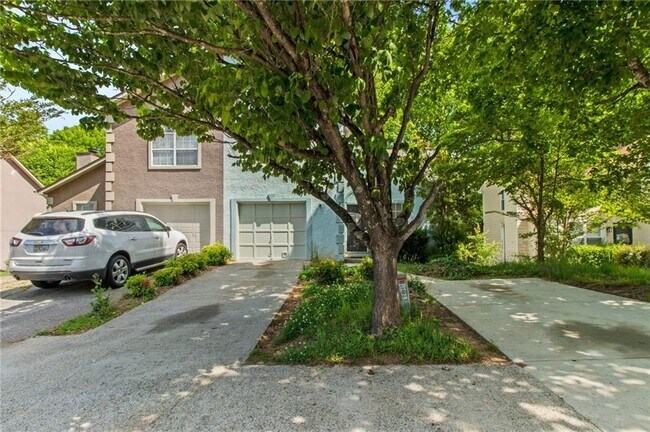 Foto del edificio - 4149 Lake Mist Dr NW