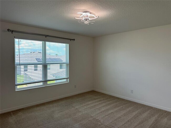 Foto del edificio - 212 Hamlet Lp