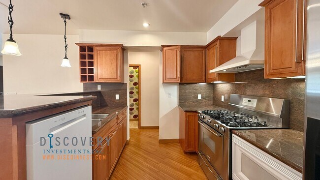 Foto del edificio - Contemporary Upper Broadway Terrace Four B...