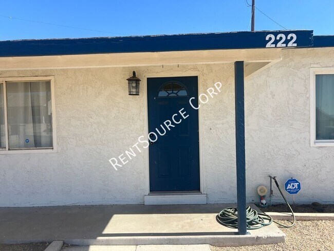 Building Photo - 222 E Virginia Way
