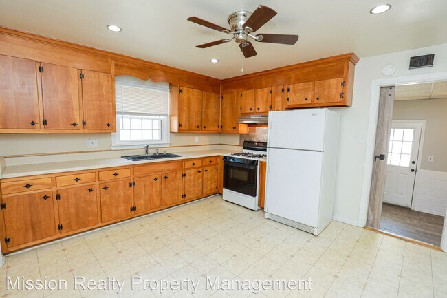 Foto del edificio - 3 br, 1.5 bath House - 3202 Saint Charles St