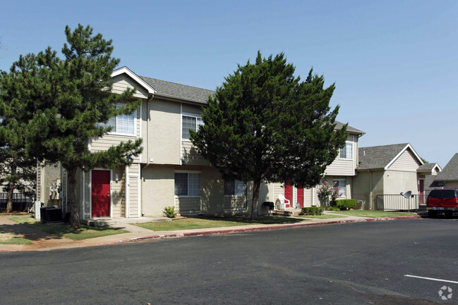 Primary Photo - Lake Hefner Townhomes