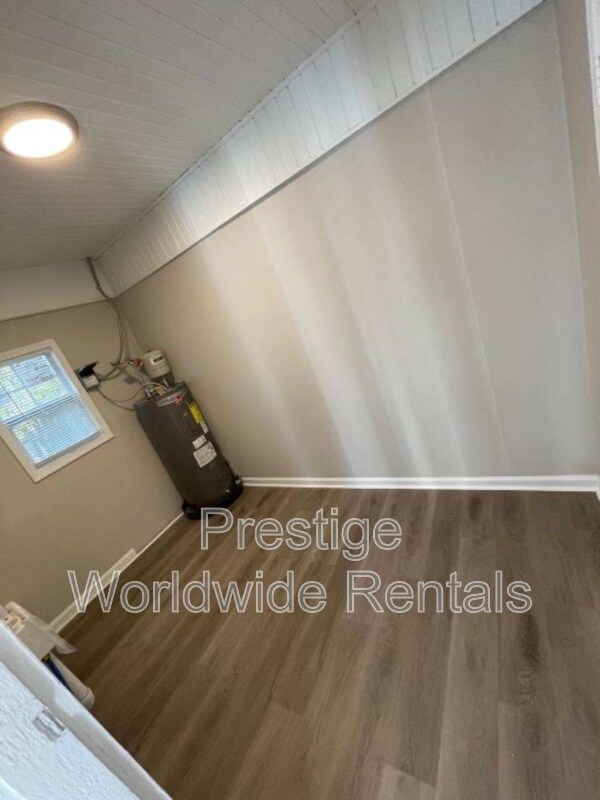 Foto del edificio - 2338 Banks Ave