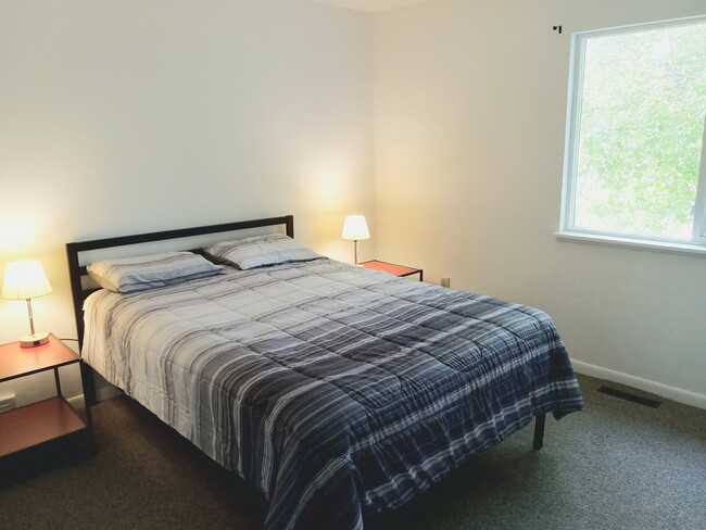 Bedroom one - 1617 Banbury Rd