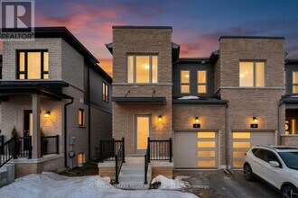 Building Photo - 37 Turnberry Ln