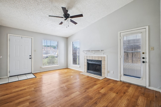 Photo - 5522 Lochmoor Townhome