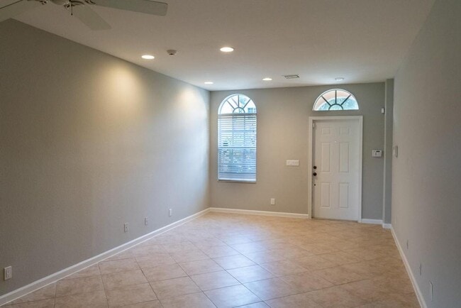 Building Photo - 7436 Briella Dr