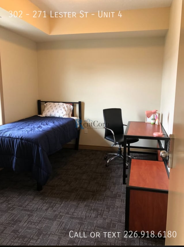 Building Photo - 271-271 Lester St