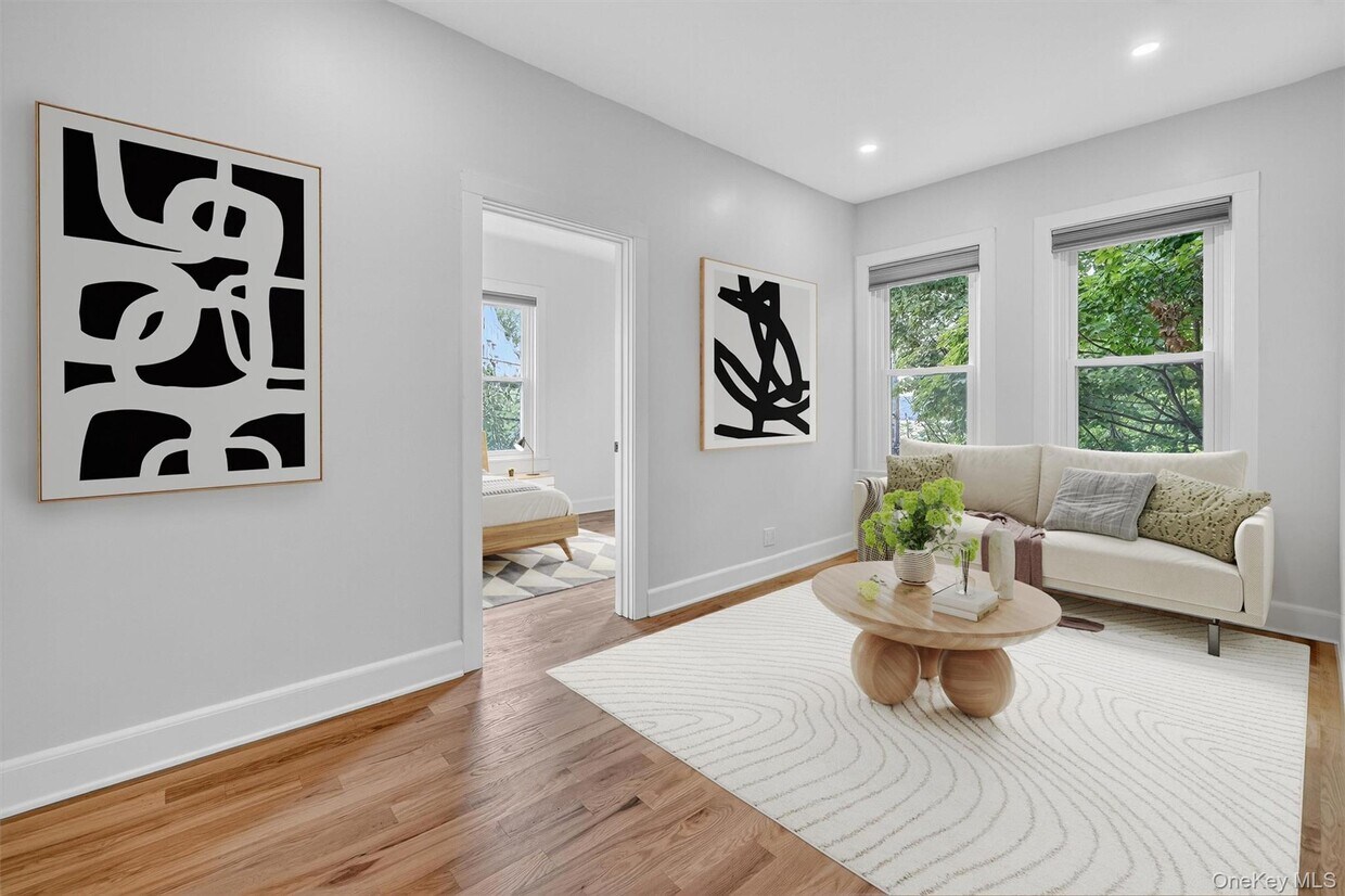 Foto principal - 79 Main St