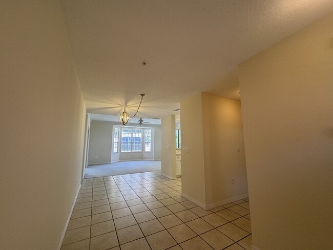 Foto del edificio - 1403 Gondola Park Dr